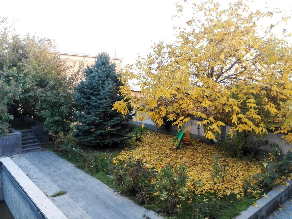 Villa Rosa Yerevan Ngoại thất bức ảnh